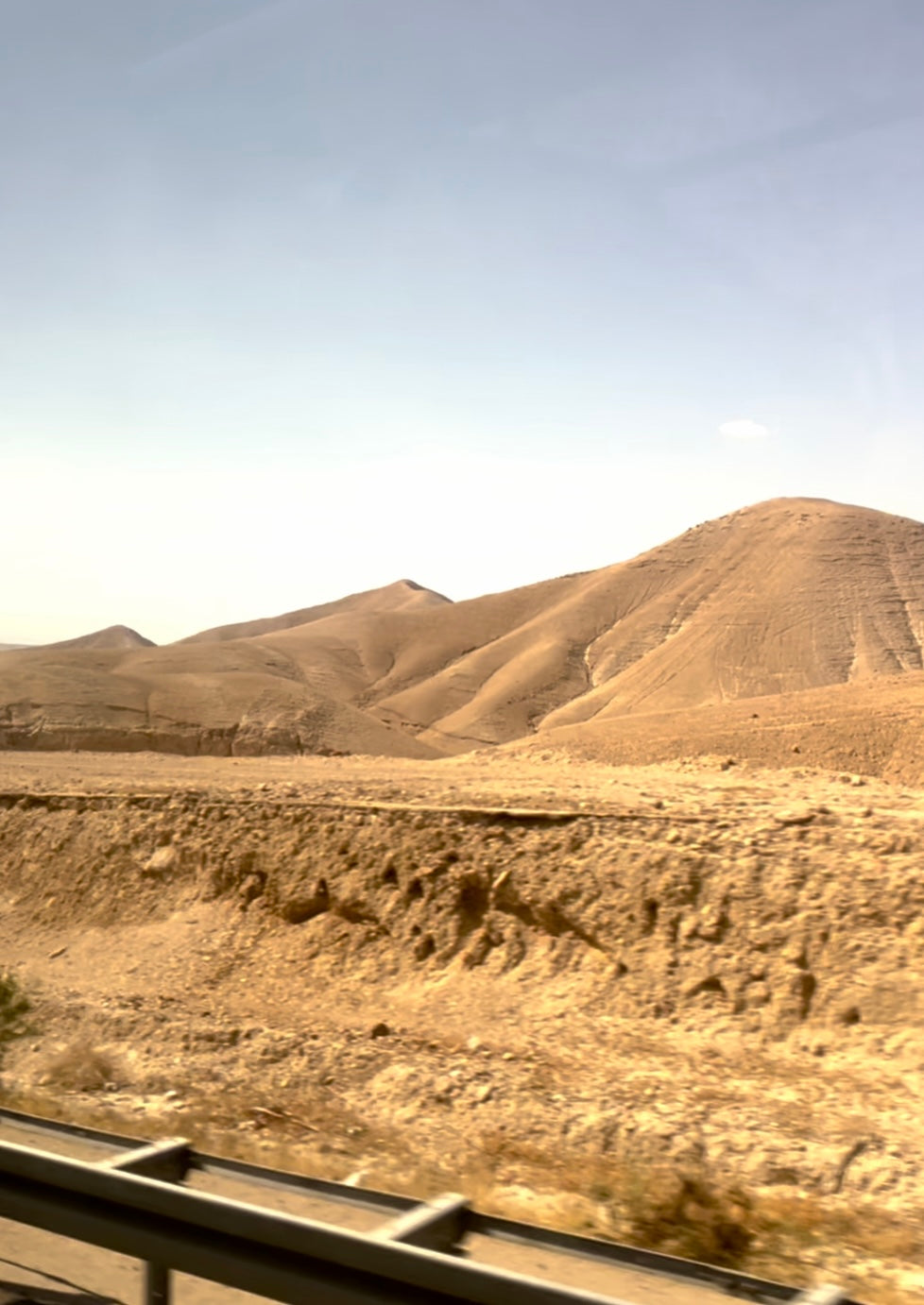 RHYOLITE, EIN GEDI