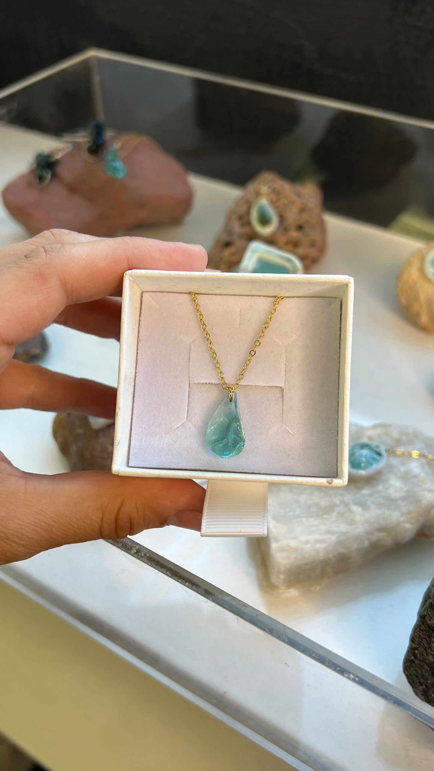 אבן גיר, EIN GEDI 