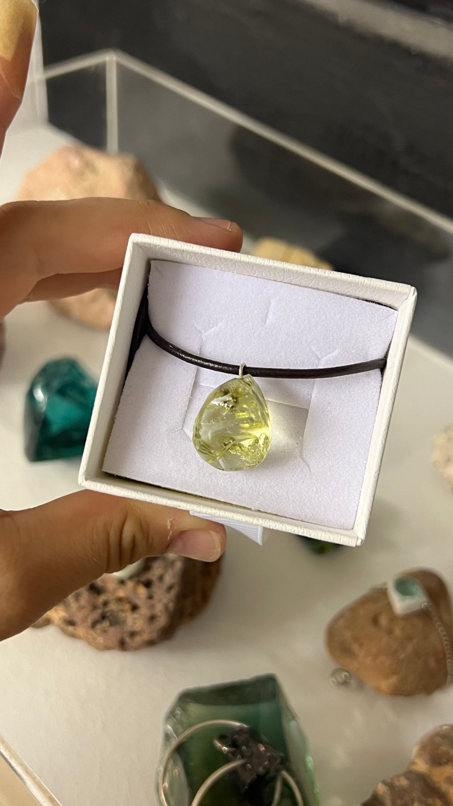 אבן גיר, EIN GEDI 